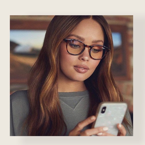 Quay Australia Unisex Walk on - Blue Light Glasses - Picture 1 of 4